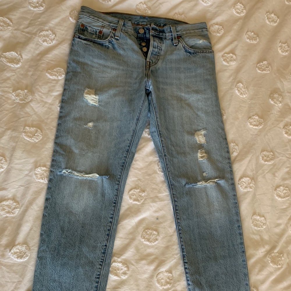 Levi’s 501 ct light wash jeans
